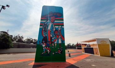 Maradona ya tiene su mural en México
