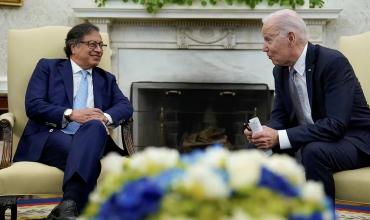 Gustavo Petro se reunió con Joe Biden y se ofreció a mediar por Venezuela