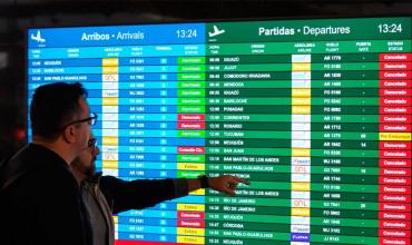 Paro de controladores aéreos: la Secretaría de Trabajo convocó hoy a una reunión para frenar las medidas de fuerza