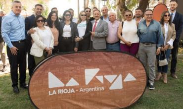 Quintela presentó “Previaje” e “Impulso Turístico 50/50” con los bonos Chachos para fortalecer el turismo provincial