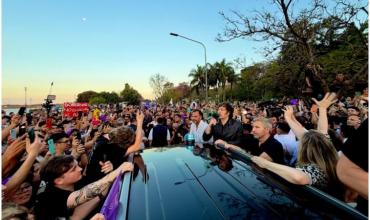 Milei y su doble campaña: llega hoy a Chaco y Corrientes y ya piensa en su viaje a la Casa Blanca