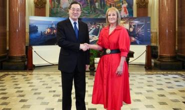 El vice primer ministro chino llama a China y Uruguay a consolidar los lazos bilaterales