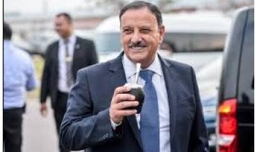 Ricardo Quintela pidió la renuncia de todo su gabinete