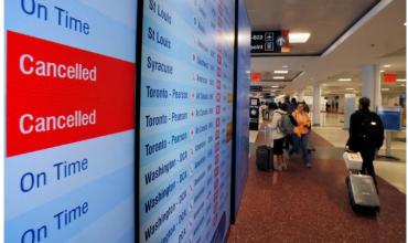 Estados Unidos registró más de mil vuelos cancelados por segundo día consecutivo