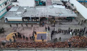 Sangriento motín en una cárcel de Ecuador dejó al menos 27 muertos