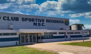 Tragedia en Santa Fe: una nena de dos años murió aplastada luego de que se le cayera la reja de un club