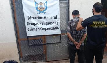 Riojano detenido mientras vendía marihuana en la Plaza Torrent de Corrientes