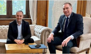 El Gobierno dividirá la Secretaría de Scioli para darle más poder a Adorni y Santilli: cómo queda el organigrama