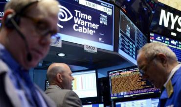 Los mercados globales caen ante las dudas sobre las valoraciones de la IA y la expectativas de tasas de la Reserva Federal