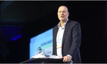 Sturzenegger celebró la producción récord de petróleo y arremetió contra el kirchnerismo