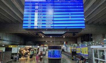 El régimen de Venezuela revocó las concesiones de vuelo a seis aerolíneas: “Quédense ustedes con sus aviones”