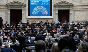 Juran los nuevos diputados con un oficialismo fortalecido y reacomodamientos clave en la oposición