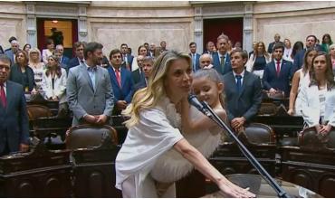 Virginia Gallardo juró como diputada y Javier Milei se mostró muy feliz