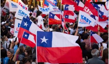 Balotaje en Chile: “Pequeña Caracas”, el barrio de Santiago donde los inmigrantes temen expulsiones si la derecha gana la presidencia