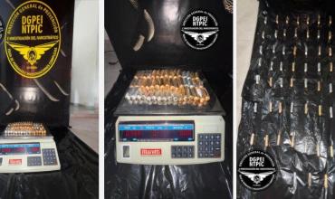 Detienen a dos personas con más de 750 gramos de cocaína en un colectivo