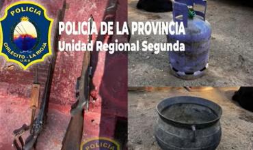 Detención en Famatina: Hallan armas de fuego y una olla antigua