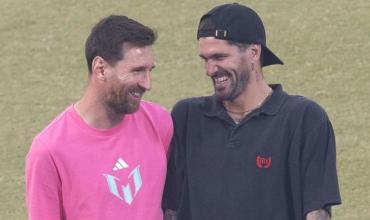 Un chofer en India se cruzó con Messi y su selfie dio la vuelta al mundo