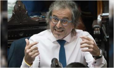 Benegas Lynch defendió el Presupuesto y acusó al kirchnerismo de haber dejado "naufragio humanitario"