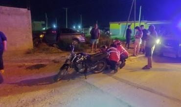 Un motociclista resultó herido al impactar contra un automóvil