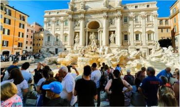 Italia comenzará a cobrar a los turistas por el acceso a la Fontana di Trevi