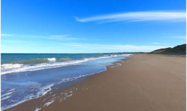 Vacaciones 2026: cuánto necesita una familia tipo para veranear por el país y afuera