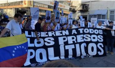 Vente Venezuela sostuvo que las recientes excarcelaciones de presos políticos son un acto propagandístico del régimen: “Siguen siendo rehenes”