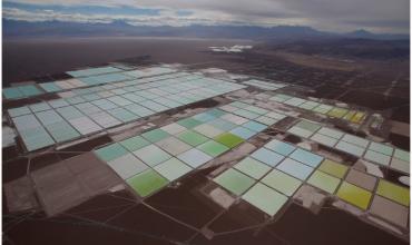 Chile lanzó su mayor empresa público-privada para la explotación de litio