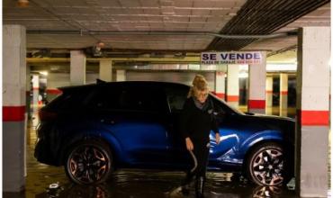 Las inundaciones en el sur de España dejaron al menos un muerto y el alerta se extiende hasta Valencia