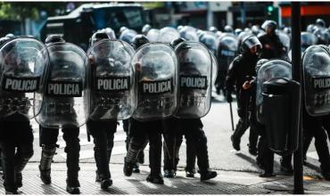 La abogada Agustina Lloret afirmó que el protocolo antipiquetes “criminaliza la protesta social”