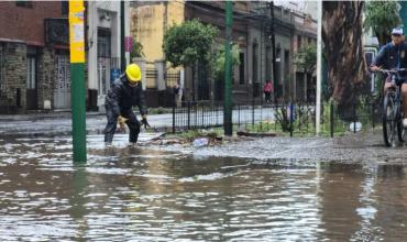 Temporal en Salta: inundaciones, granizo, voladura de techos y anegamiento en las calles