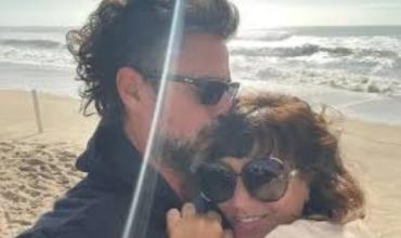 El álbum íntimo de las vacaciones de Griselda Siciliani y Luciano Castro en Brasil: relax, besos y complicidad