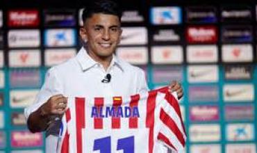 Atlético de Madrid declaró transferible a Thiago Almada a seis meses del Mundial