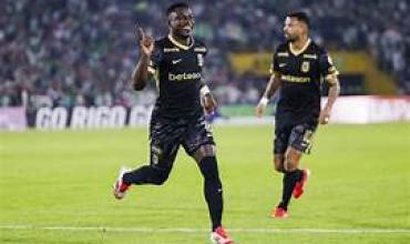 Atlético Nacional liberó a Marino Hinestroza de los entrenamientos mientras negocia con Boca