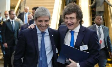 La baja del riesgo país se cocina a fuego lento y el Gobierno aún no tiene planes para salir al mercado internacional