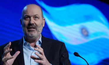 Sturzenegger destacó una propuesta del Banco Central para limitar la “industria del juicio”