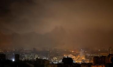 Rusia volvió a atacar Kiev mientras miles siguen sin calefacción con 20 grados bajo cero