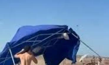 Miedo en Valeria del Mar: volaron sombrillas, sillas y hasta un gazebo