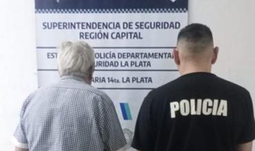 El repudiable exabrupto de un jubilado a una joven en La Plata: “Mamita te voy a partir toda”