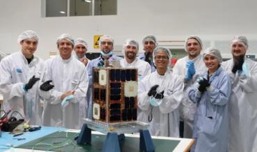 De Argentina al espacio: así es Atenea, el satélite que participará en la misión lunar Artemis II de la NASA