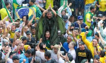 Un rayo cayó durante una manifestación en favor de Bolsonaro y dejó casi 90 heridos
