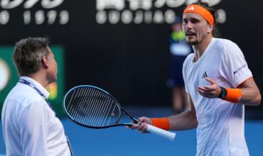 La bronca de Zverev contra el juez de silla en el partido ante Alcaraz en Australia: “No pueden permitir esto”