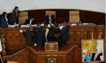 El Parlamento de Venezuela aplazó el debate final de la ley de amnistía por desacuerdos en artículos clave del proyecto