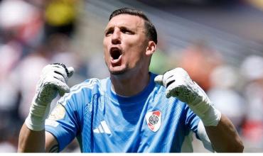 Franco Armani no tiene el alta y peligra su participación ante Ciudad de Bolívar