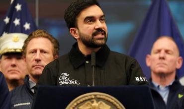 El alcalde de Nueva York anunció un toque de queda temporal ante la inminente llegada de un una violenta tormenta de nieve
