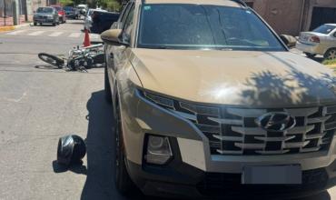 Choque en pleno centro de la ciudad dejó una mujer con heridas