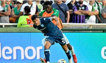 Racing confirmó que Valentín Carboni se rompió el ligamento cruzado de una rodilla y será operado