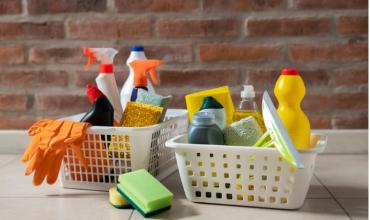 Reforma laboral para las empleadas domésticas: qué cambia a partir de ahora en el régimen de casas particulares