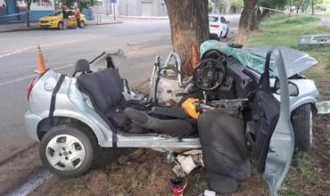Dos muertos y cinco heridos por un choque en Córdoba: había botellas de alcohol en el auto