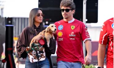 Charles Leclerc se casó con la influencer Alexandra Saint Mleux y lo celebraron arriba de una Ferrari que vale 30 millones de euros