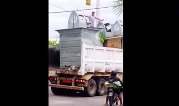 Un camión cortó cables en la esquina de Rivadavia y Oyola